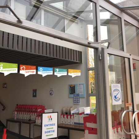 PLV-suspendue-CER-France